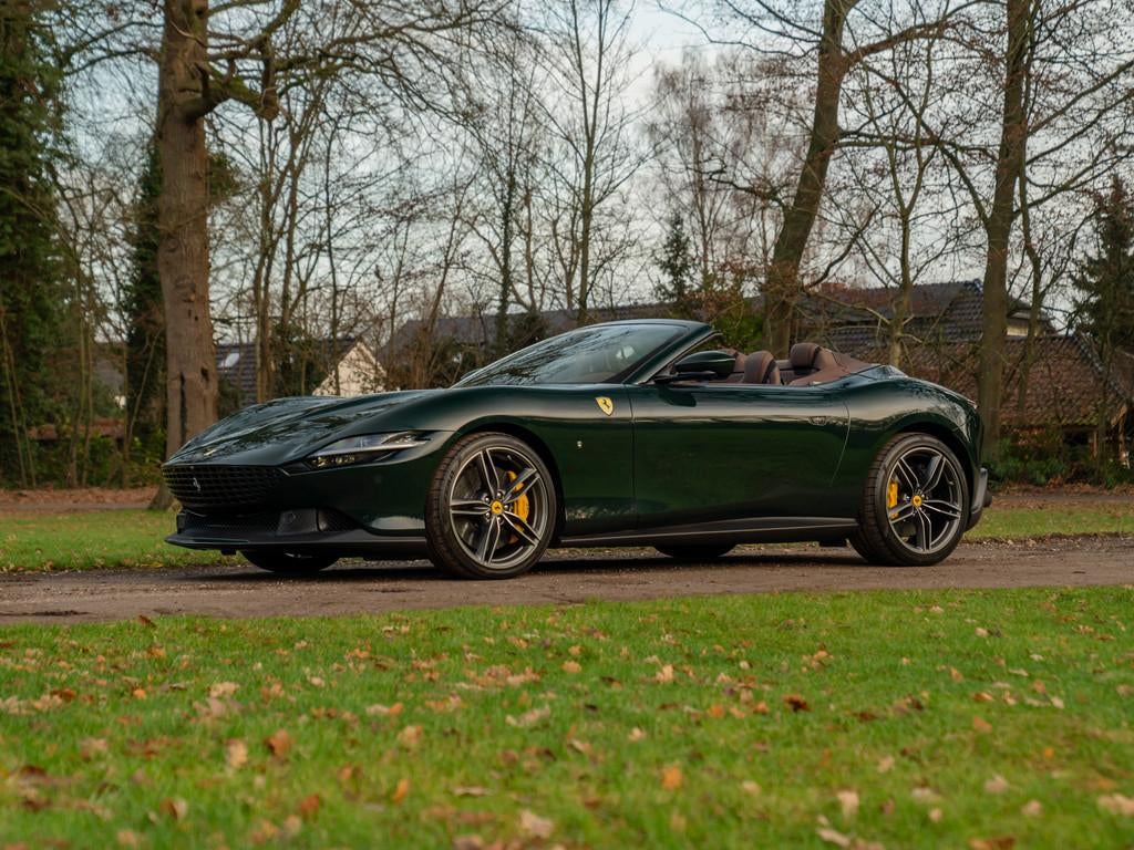 Ferrari Roma Spider 3.9 V8 | Verde British | Pass. display |, Auto's, Ferrari, Automaat, Achterwielaandrijving, Gebruikt, 4 stoelen