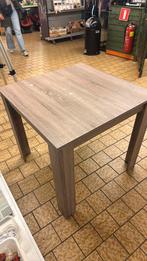 Eettafel houtkleur, Ophalen