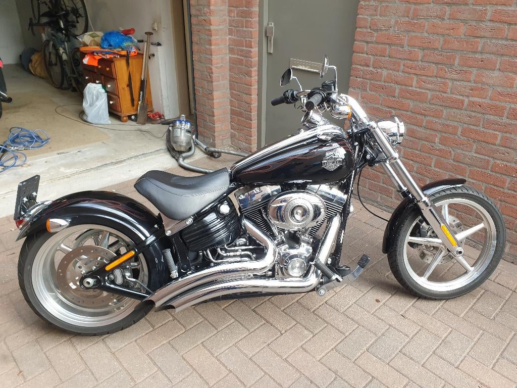Harley Davidson Rocker C, Motoren, Particulier, 1584 cc, Chopper, Motorrijbewijs A