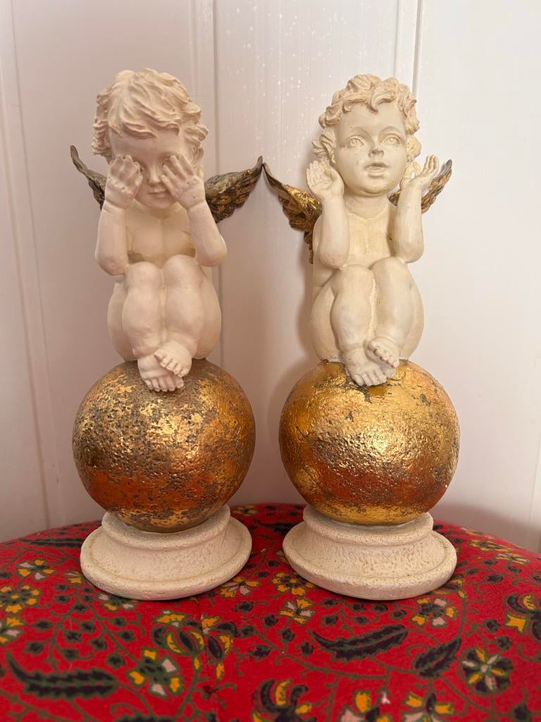 2 schattige engelen beeldjes, Ophalen, Gebruikt, Religie