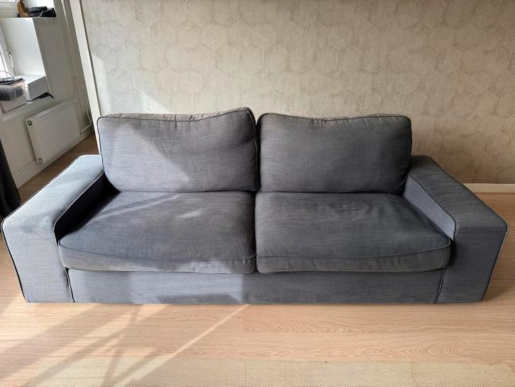 Donkergrijze IKEA Kivik 3-persoonsbank, Huis en Inrichting, Banken | Sofa's en Chaises Longues, Gebruikt, Driepersoons, 200 tot 250 cm
