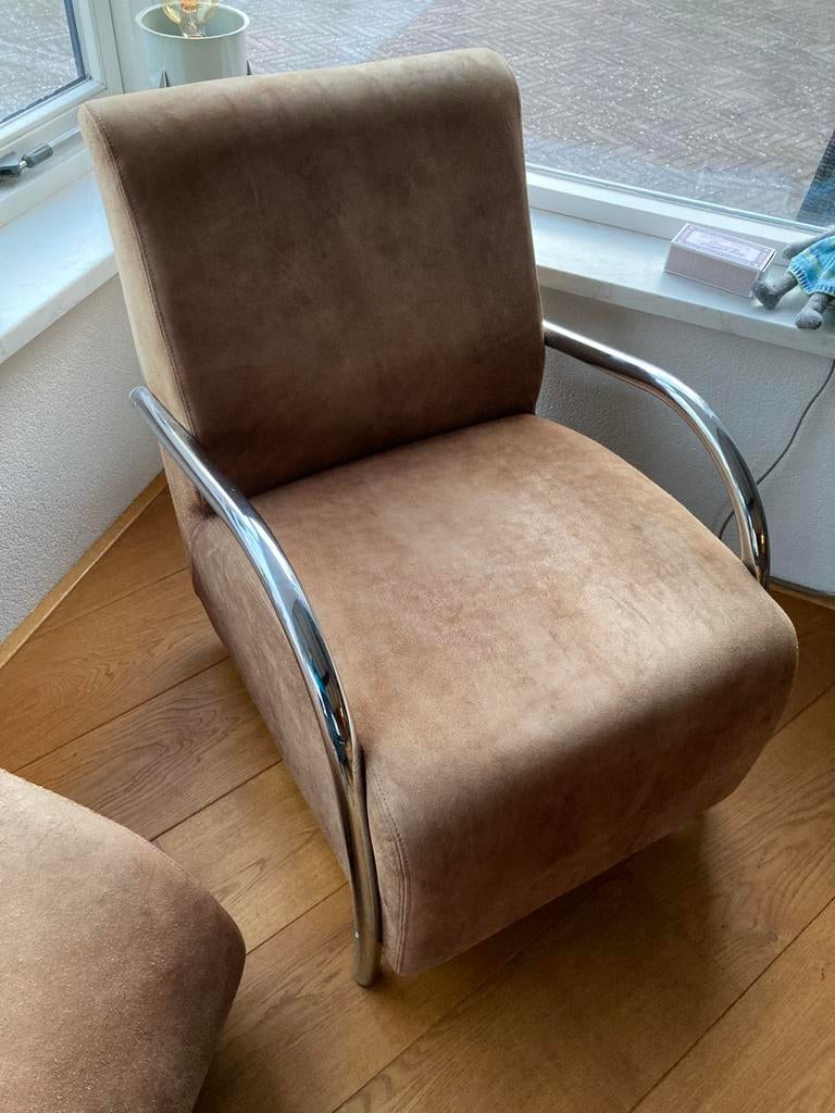 Bruin leren (suède) stoel en hocker, Ophalen, Zo goed als nieuw, 50 tot 75 cm, Leer