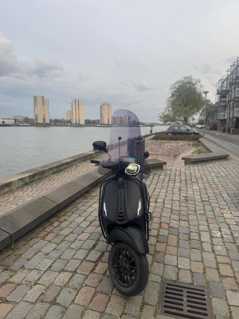 Vespa Sprint iget 80cc, Ophalen, Zo goed als nieuw, Benzine, Vespa
