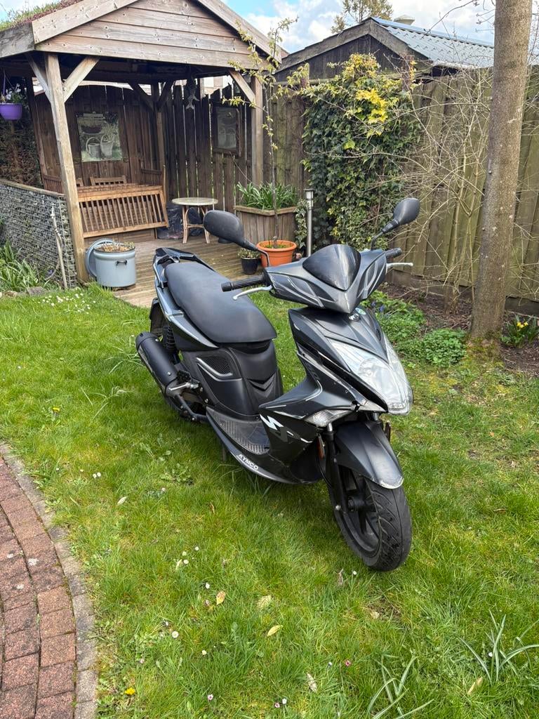 Kymco super 8 scooter geel kenteken, Ophalen of Verzenden, Zo goed als nieuw, Benzine, Super 8