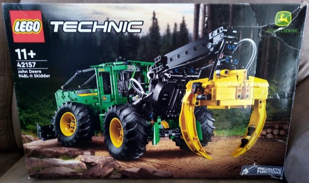 Technic lego  set. 42157. John - Deere - 948 L 11 - Skidder., Ophalen of Verzenden, Zo goed als nieuw, Lego, Technic