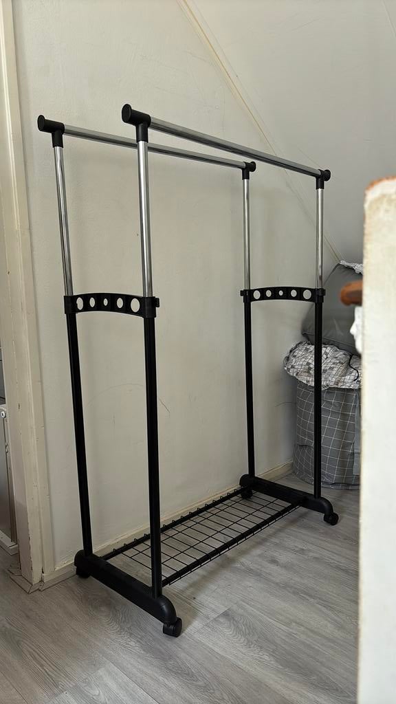 Verstelbare kapstok, Ophalen, Zo goed als nieuw