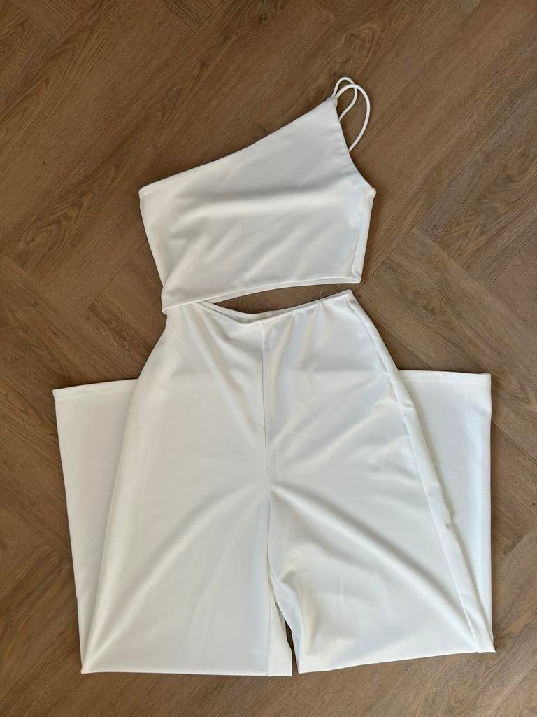 Stradivarius jumpsuit wit maat M, Kleding | Dames, Jumpsuits, Ophalen of Verzenden, Zo goed als nieuw, Maat 38/40 (M), Wit