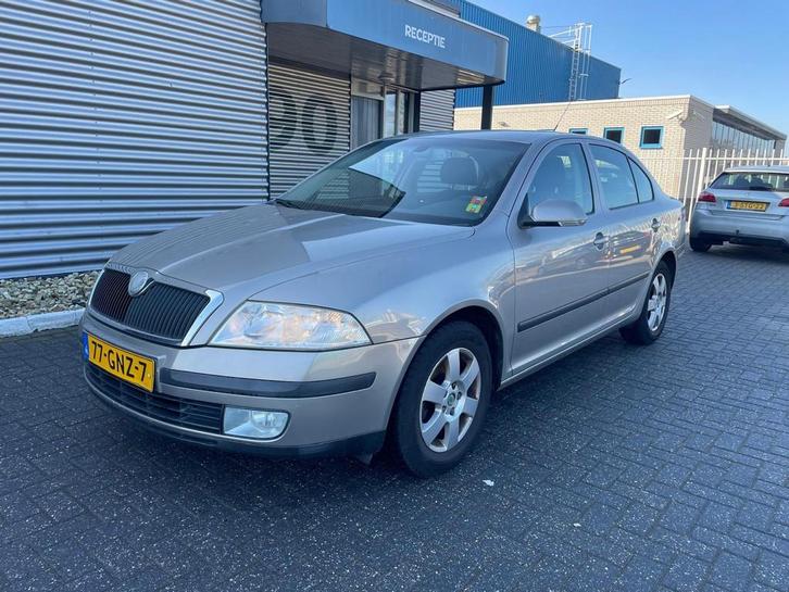 Skoda Octavia 1.6 FSI Elegance, Auto's, Skoda, Particulier, Te koop, Octavia, ABS, Airbags, Airconditioning, Boordcomputer, Centrale vergrendeling