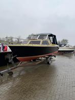 Kajuitboot met nette trailer en een Yamaha 9.9pk 4takt, Watersport en Boten, Ophalen, Gebruikt, Motor en Techniek, Motorboot