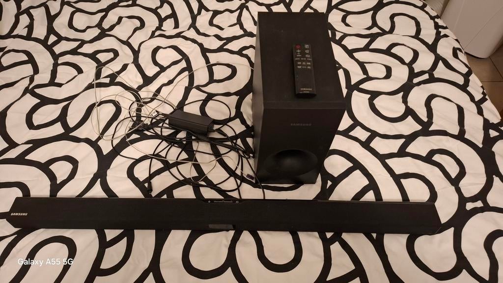 Samsung Soundbar PS-EW1-1 met subwoofer en afstandsbediening, Ophalen, Met externe subwoofer, Gebruikt