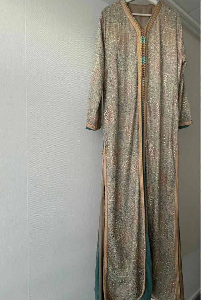 Takshita, takchita, kaftan, marokkaanse jurk, Maat 38/40 (M), Overige typen, Beige, Ophalen of Verzenden