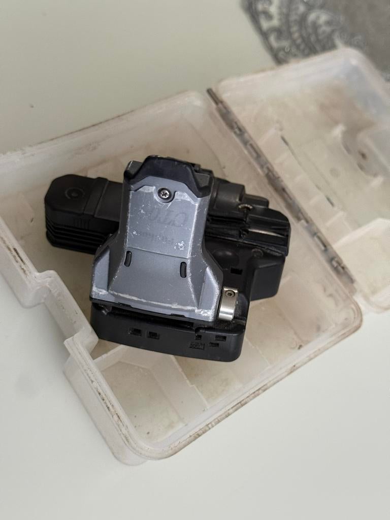 Fujikura CT08 Glasvezel Cleaver - Nauwkeurig en Betrouwbaar, Doe-het-zelf en Verbouw, Ophalen of Verzenden