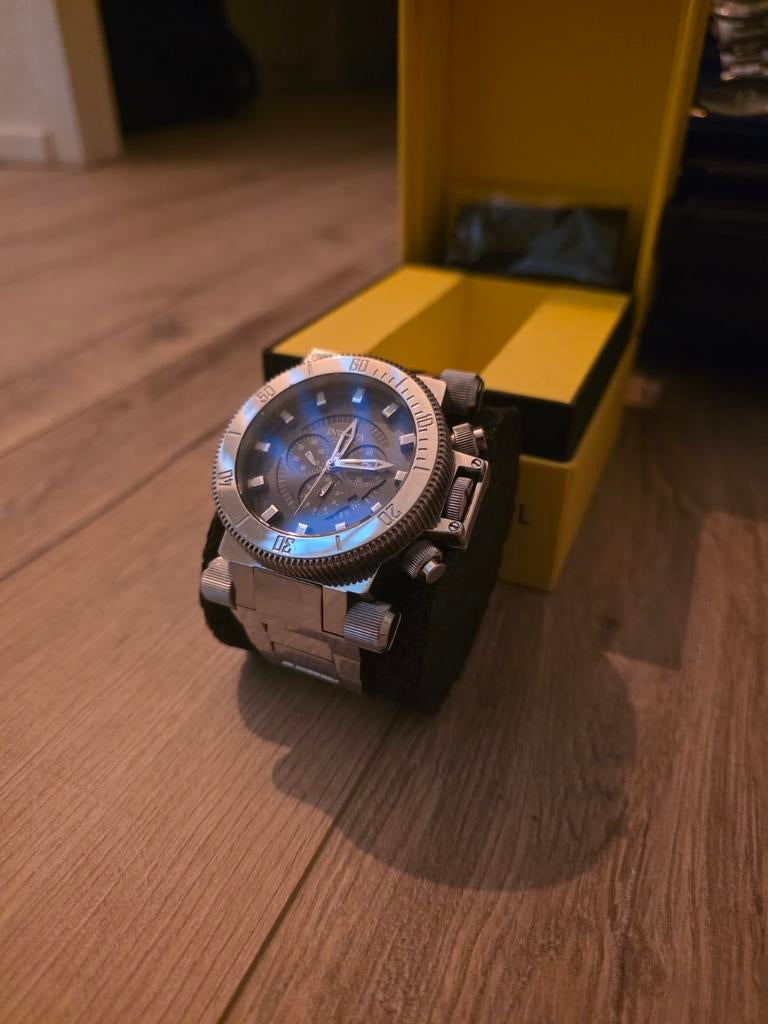 Mooie invicta, Ophalen of Verzenden