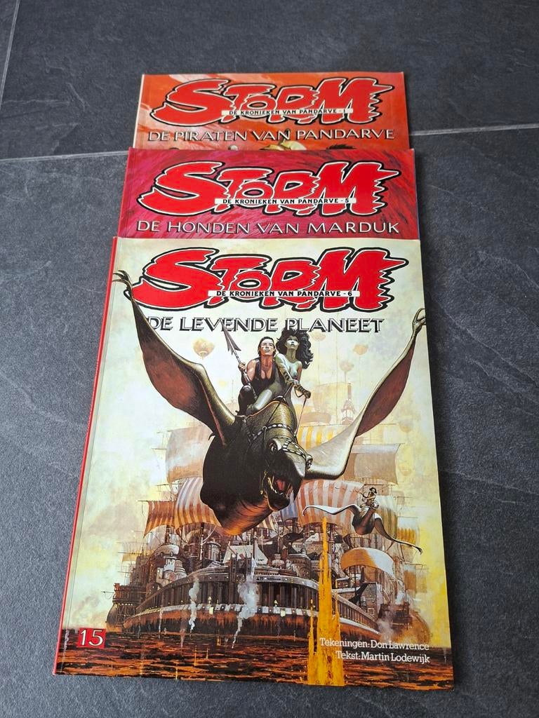 Storm de Kronieken van Pandarve deel 1, 5 en 6, plus 1x deer, Boeken, Stripboeken, Ophalen of Verzenden