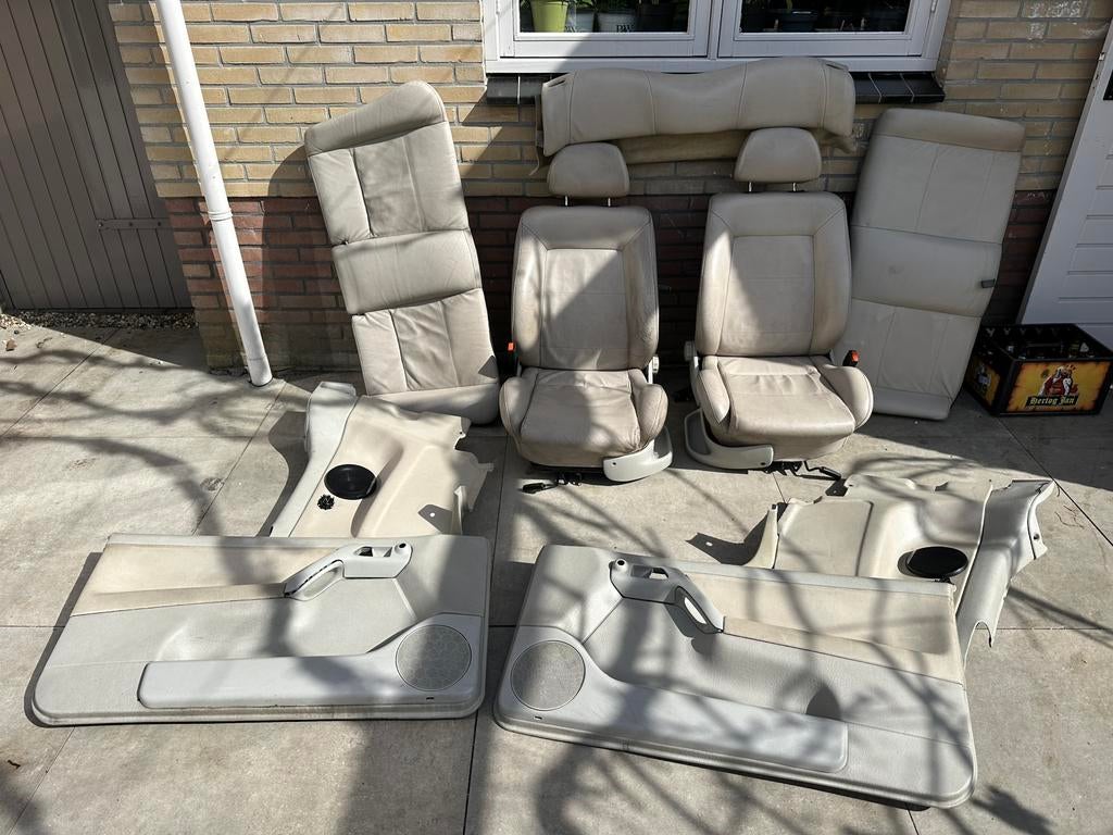 Creme lederen bekleding golf mk3 3.5 cabriolet, Ophalen, Volkswagen
