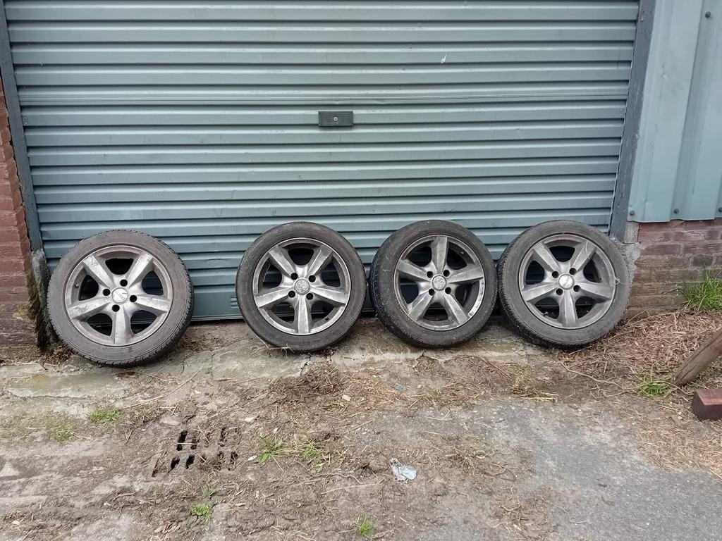 Vier gebruikte Dezent velgen met banden, Auto diversen, Auto-accessoires, Ophalen of Verzenden