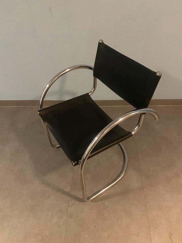 Bauhaus style Cantilever stoel, Huis en Inrichting, Stoelen, Gebruikt, Eén, Leer, Metaal, Zwart, Ophalen