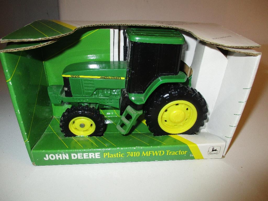 ERTL John Deere 7410, Ophalen of Verzenden, Nieuw, Tractor of Landbouw, ERTL