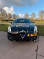 Alfa Romeo Giulietta - 97.600km - 1.4 Turbo 2011 Zwart, Auto's, Alfa Romeo, Voorwielaandrijving, 4 cilinders, Zwart, Origineel Nederlands