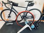 Racefiets RC500 Sora + Tacx T2240 fietstrainer (Zwift), 28 inch, Gebruikt, Aluminium, 15 tot 20 versnellingen