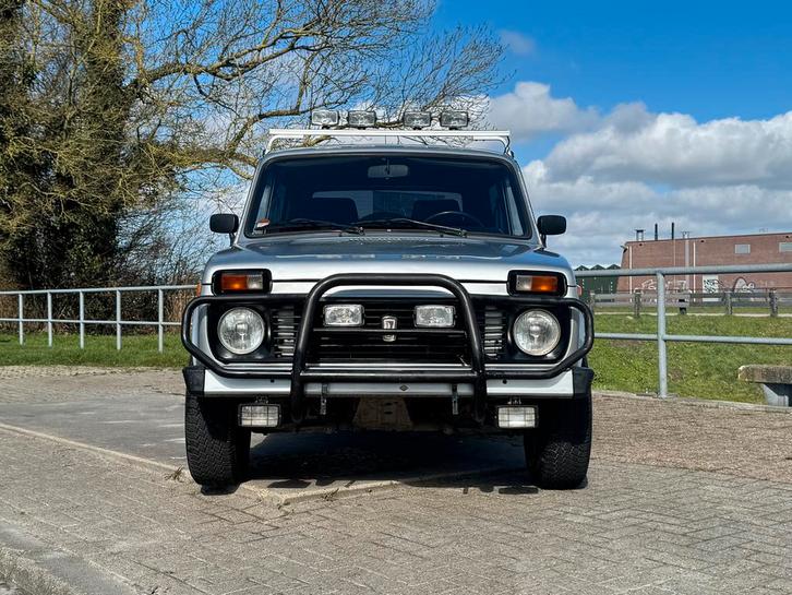 Lada Niva Zeldzaam 1993, Auto's, Lada, Bedrijf, Niva, Benzine, Handgeschakeld, Zilver of Grijs, Ophalen