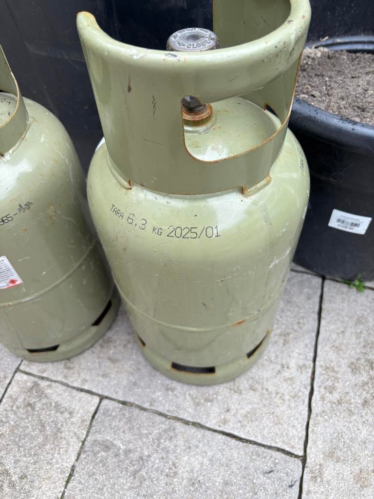 2x lege gasfles, Ophalen of Verzenden, Gebruikt