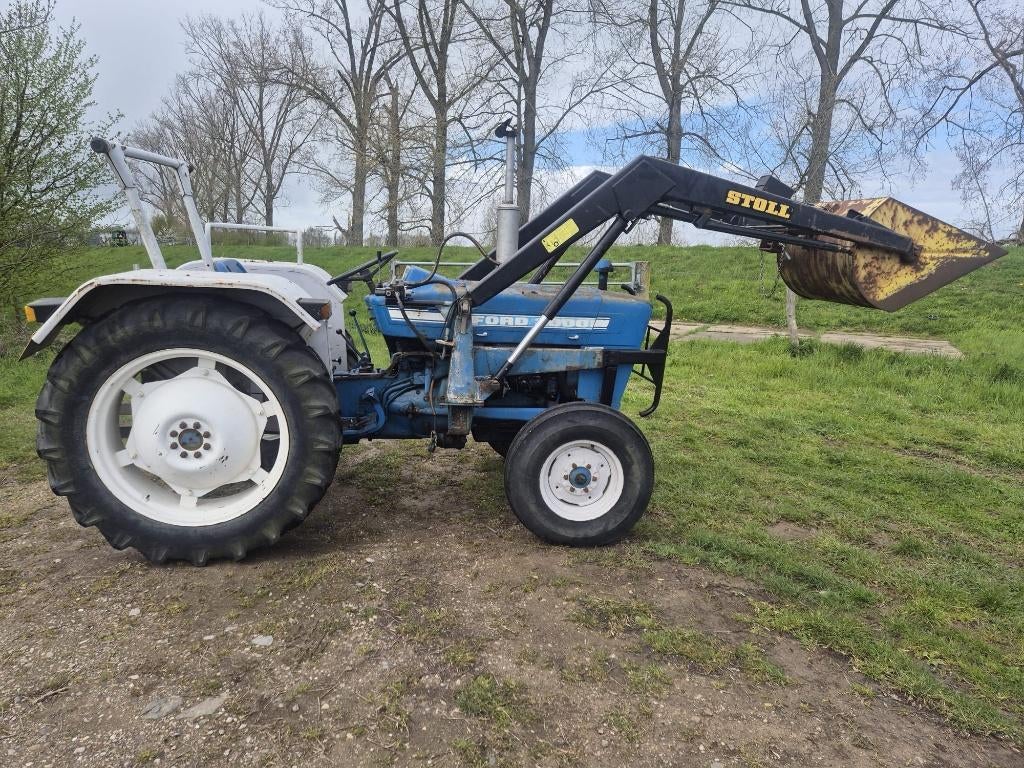 Ford 2000 tractor met voorlader, Ophalen, Gebruikt, Ford, Tot 80 Pk