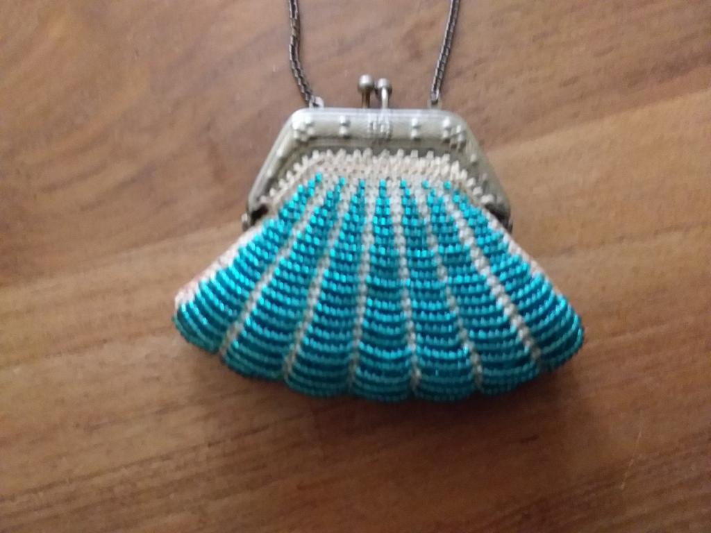 Antiek kralenbeursje, kralentasje, vintage glaskralen, Antiek en Kunst, Ophalen of Verzenden