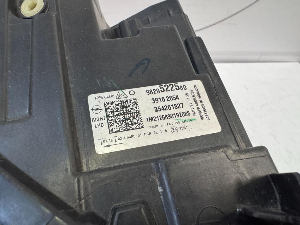 OPEL CORSA F FILL LED KOPLAMP RECHTS 2019- 9829522580, Gebruikt, Opel Automobile GmbH, Ophalen of Verzenden, Kontakt@opel-infoservice.de