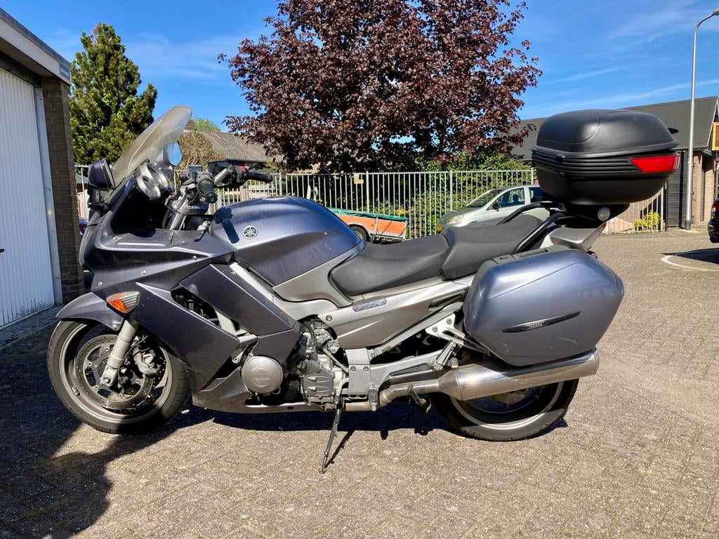 Yamaha FJR 1300, Motoren, Motoren | Yamaha, Cardan-aandrijving, 4 cilinders, Motorrijbewijs A, Gebruikt