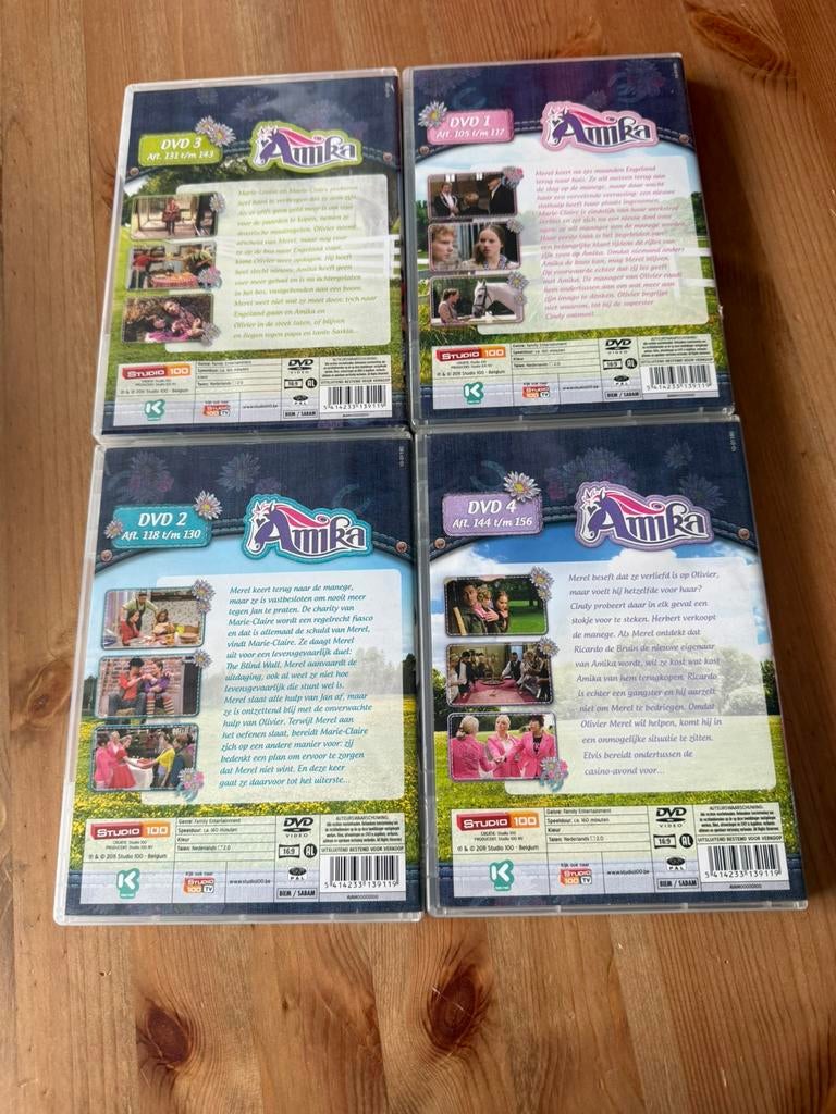 Amika Complete seizoen 3 origineel dvd studio 100, Cd's en Dvd's, Verzenden, Gebruikt
