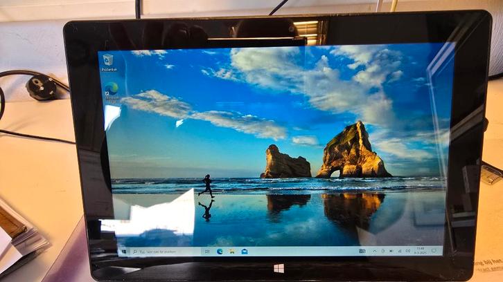 Windows tablet 10 inch, Computers en Software, Windows Tablets, Gebruikt, Wi-Fi, 10 inch, 32 GB, Uitbreidbaar geheugen, Usb-aansluiting