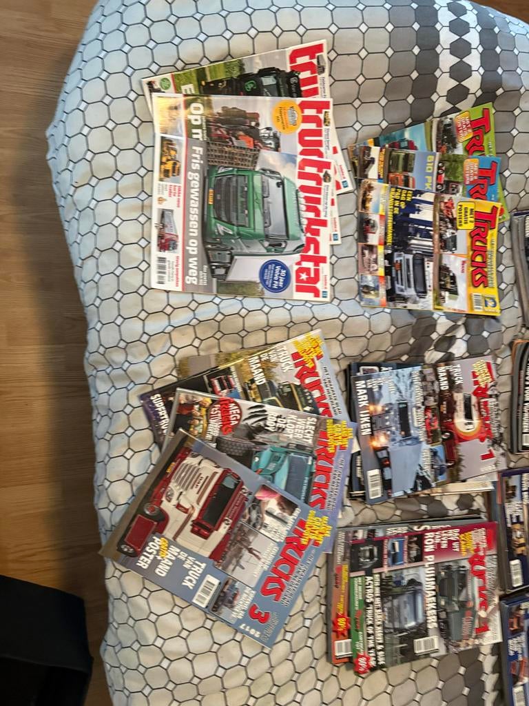 Grote stapel Truckstar en Trucks tijdschriften, Ophalen of Verzenden, Gelezen, Overige typen