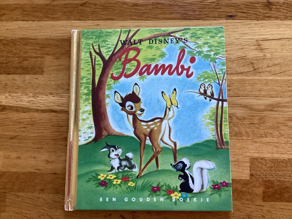 Walt Disney's Bambi - Een Gouden Boekje, Boeken, Gelezen, Jongen of Meisje, Gouden boekje, Ophalen of Verzenden
