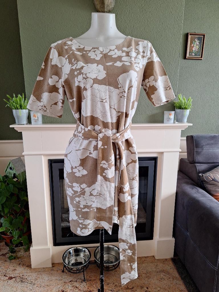 Purdey mooie bruin crème jurk riem M 38 40, Kleding | Dames, Jurken, Maat 38/40 (M), Bruin, Verzenden, Zo goed als nieuw