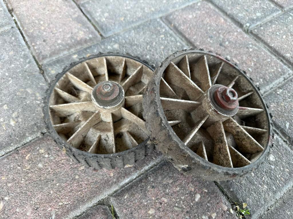 Wielen voor grasmaaier - 15 cm doorsnee, Tuin en Terras, Ophalen of Verzenden, Gebruikt