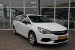 Opel Astra Sports Tourer 1.2 Edition|Trekhaak|PDC|Apple carp, Auto's, Voorwielaandrijving, Gebruikt, Euro 6, Wit