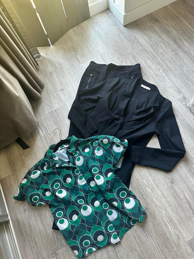 Studio Anneloes Travel 3-delige set: Kostuum & Blouse Maat S, Kleding | Dames, Jasjes, Kostuums en Pakken, Kostuum of Pak, Blauw