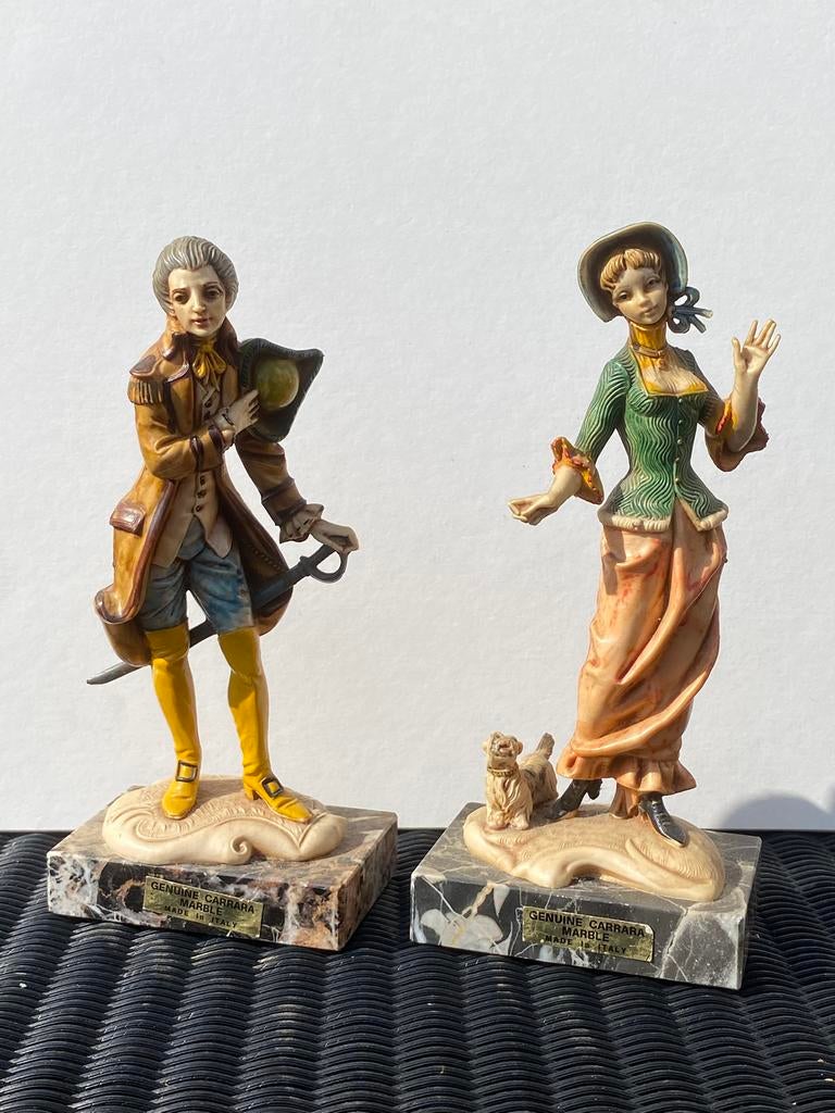 2 sts ‘Fontanini Simonetti beeldjes’ van dame en heer., Ophalen of Verzenden
