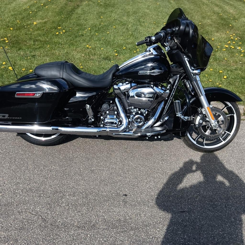 Harley Davidson FLHX FLHXS 2021, 1746 cc, Laan van Vredenoord 33
2289 DA  Rijswijk, NL, Bedrijf, Cruise Control