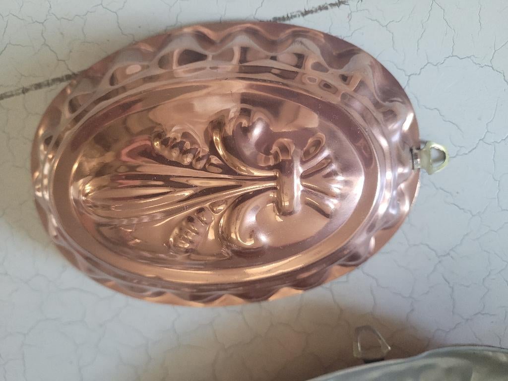 Oude koperen puddingvorm Franse lelie in nieuwstaat, Ophalen of Verzenden