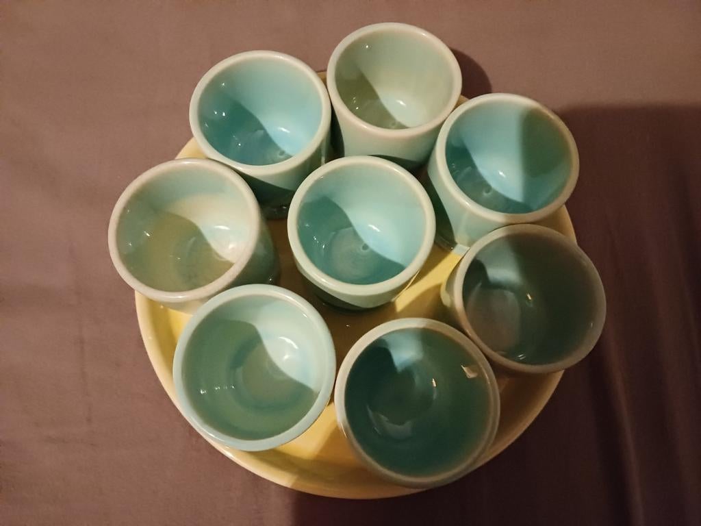 Maastrichts aardewerk, 8 eierdopjes, Antiek en Kunst, Ophalen of Verzenden