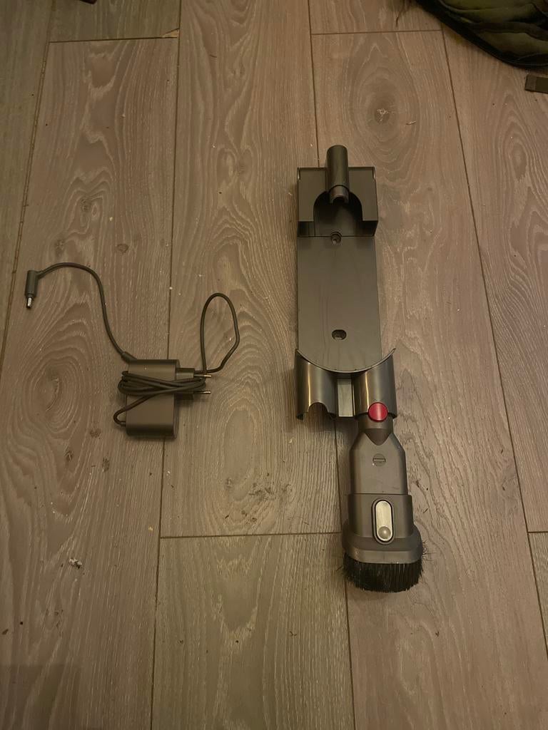 Dyson oplader en muurbevestiging met opzetstuk, Witgoed en Apparatuur, Stofzuigers, Ophalen of Verzenden, Gebruikt, Stofzuiger