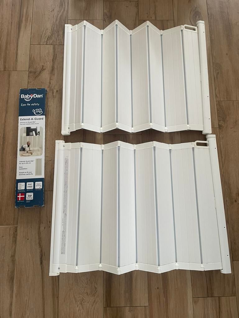 BabyDan traphekje, Kinderen en Baby's, Traphekjes, Ophalen, Overige materialen, Oprolhekje, Zo goed als nieuw