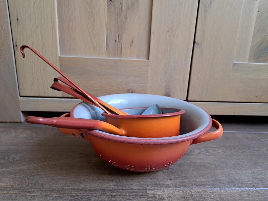 Vintage oranje emaille vergiet steelpan lepels prijs p/stuk, Ophalen of Verzenden