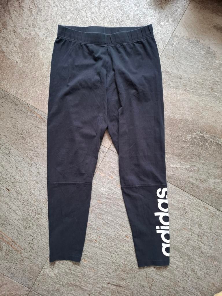 Adidas legging maat M, Kleding | Dames, Leggings, Maillots en Panty's, Legging, Adidas, Maat 40/42 (M), Ophalen of Verzenden