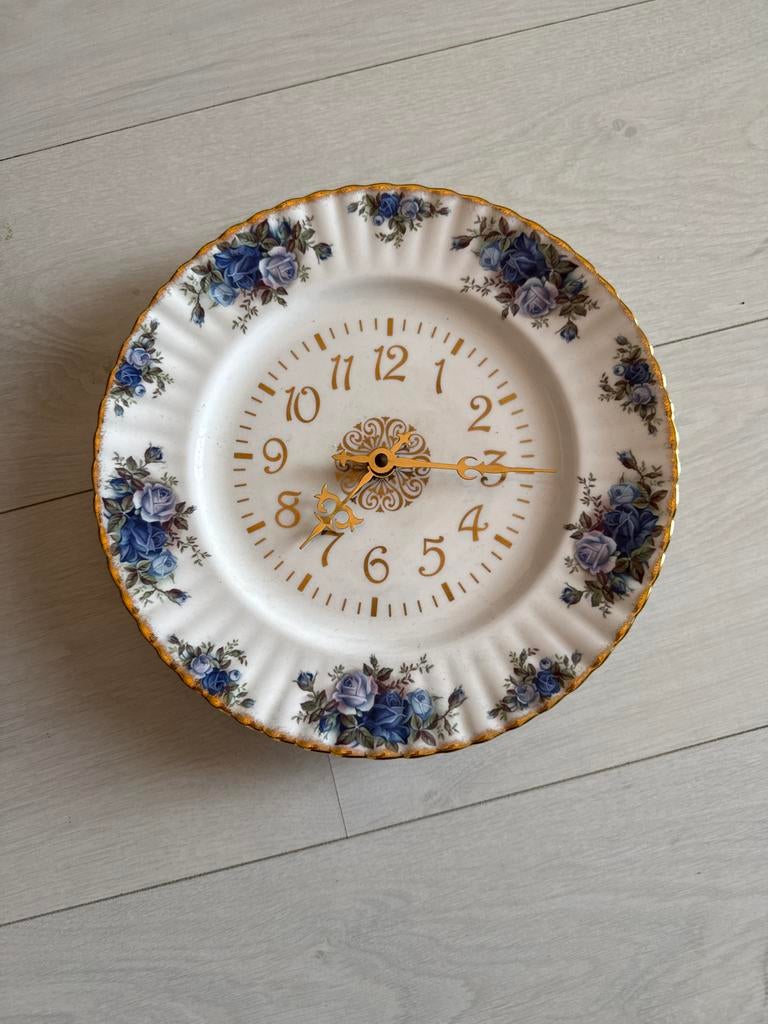 Vintage Royaal Albert Moonlight Blue Klok - Perfecte Staat, Antiek en Kunst, Verzenden