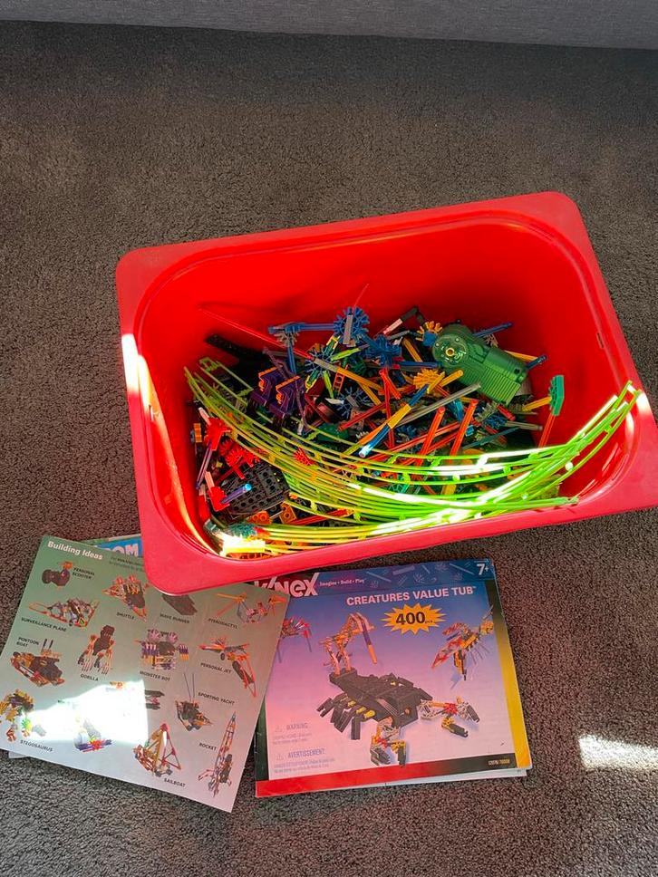 Doos met Knex, inclusief achtbaanonderdelen, Kinderen en Baby's, Speelgoed | Bouwstenen, Gebruikt, K'nex, Ophalen