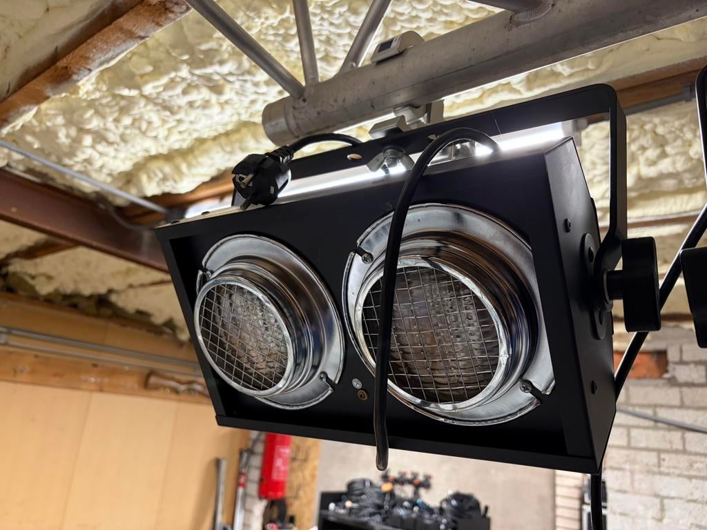 2x Showtec Stage Blinder 2 DMX (prijs totale set), Ophalen, Gebruikt, Licht