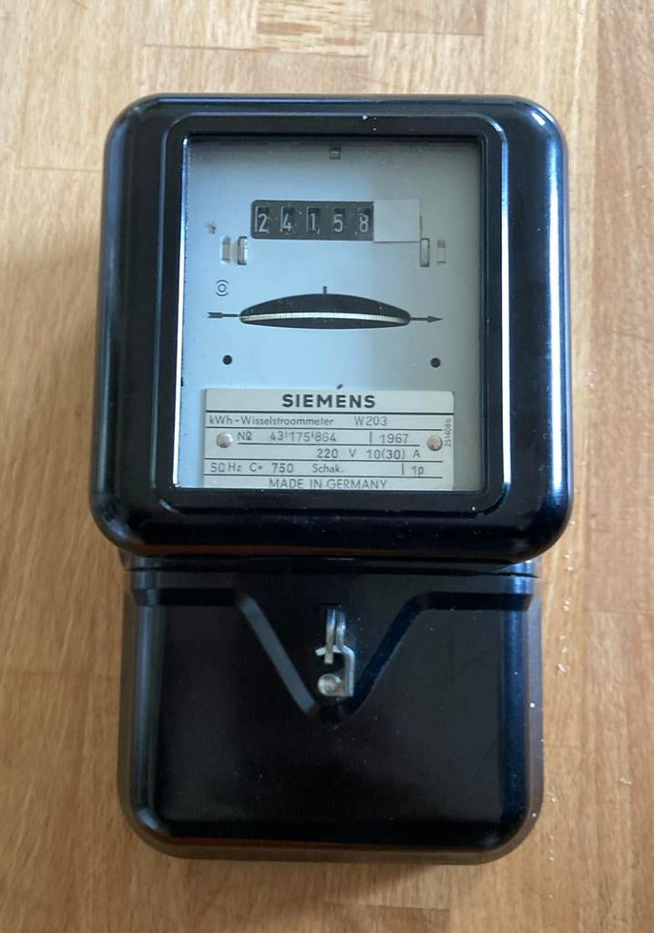 Kwh meter, Ophalen, Zo goed als nieuw